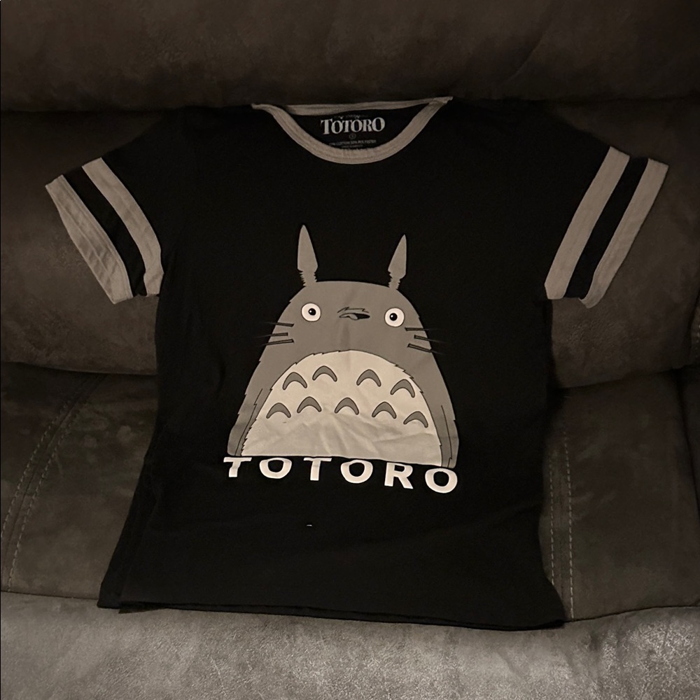 Her Universe Totoro  Black T-Shirt size S